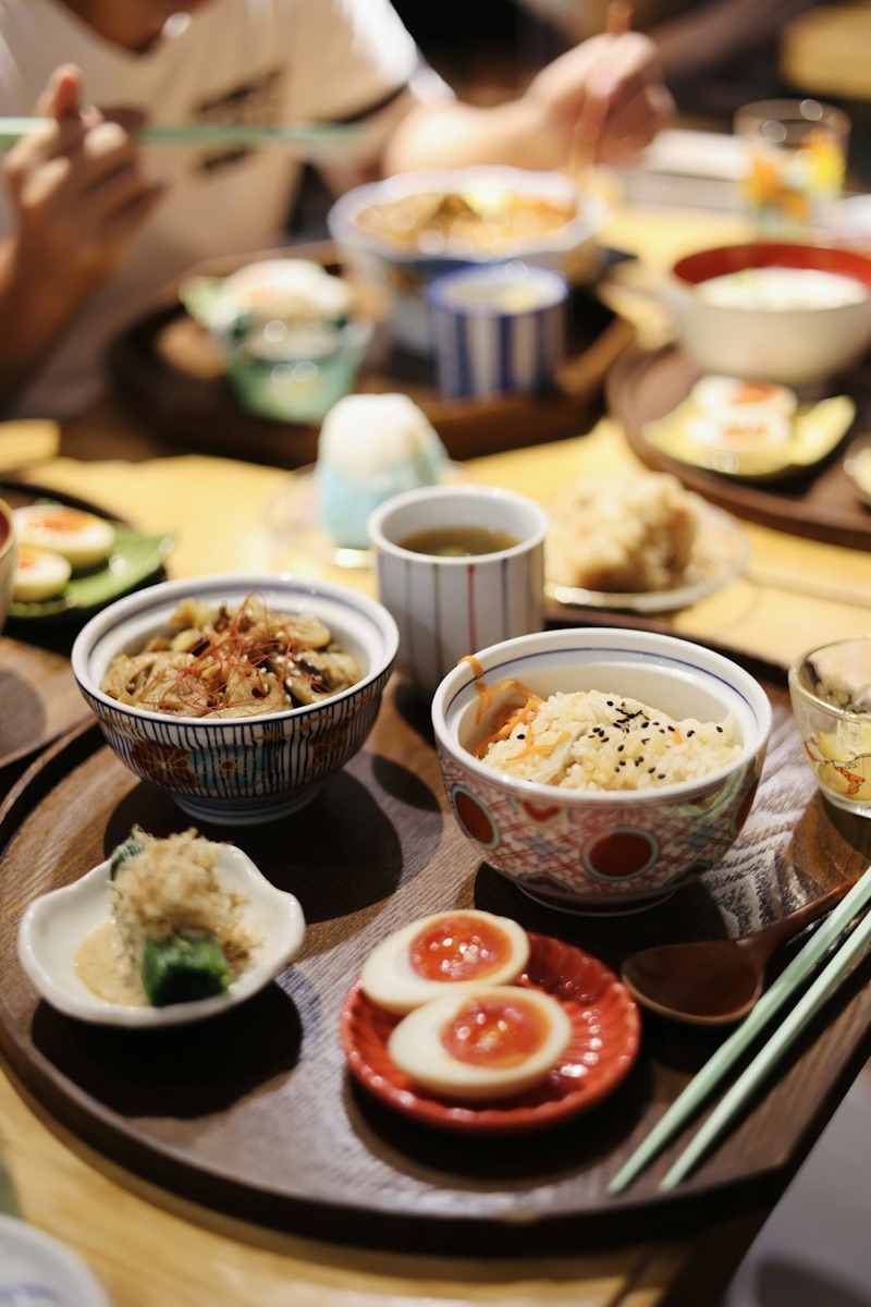 炭火焼と小皿料理